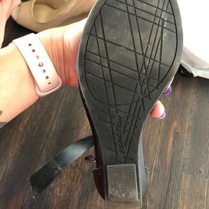 Kenneth Cole Reaction Shoes - Kenneth Cole black wedge sandals Kenneth Cole Reaction Shoes - Kenneth Cole black wedge sandals